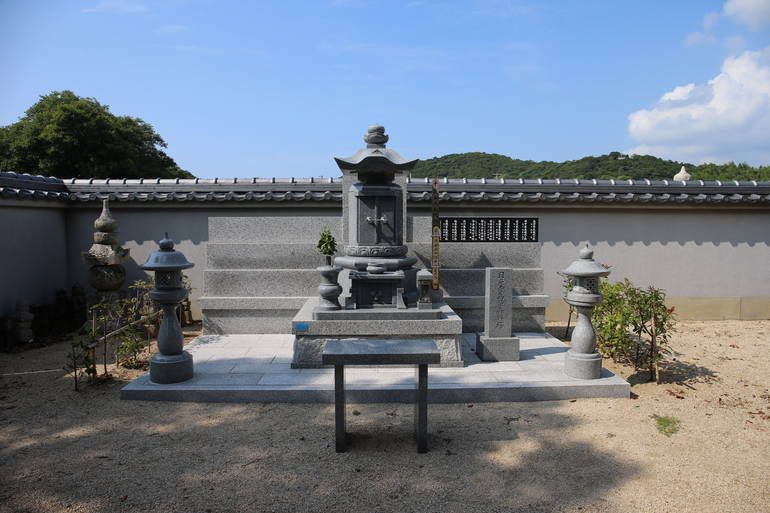 日光寺墓苑 （永代供養合祀墓）