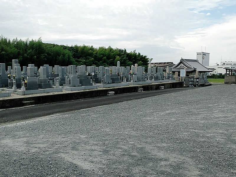 枚方市春日霊園