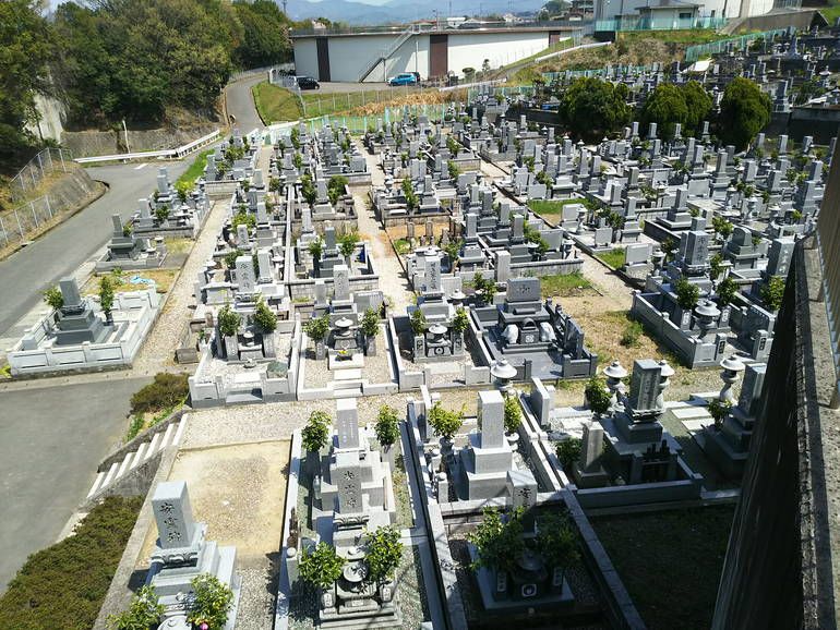 四国中央市営 桃山新墓園