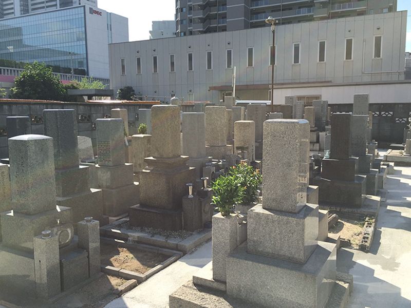 三国本町墓地
