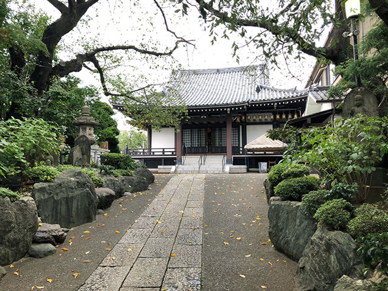 実相院墓苑