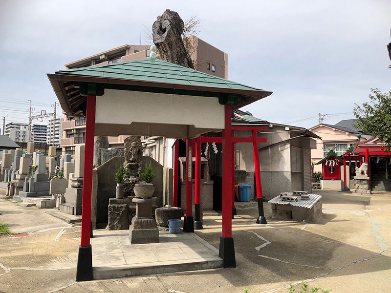 桑津墓地