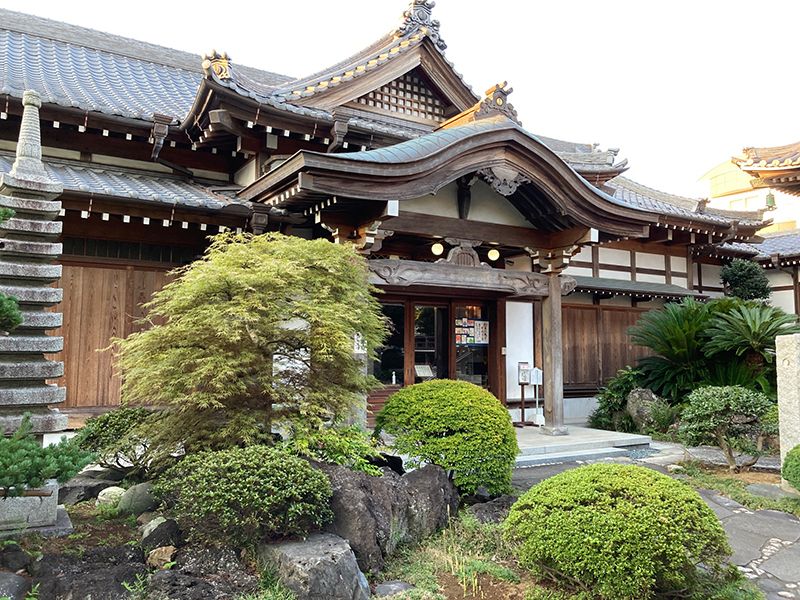 泉福寺墓苑