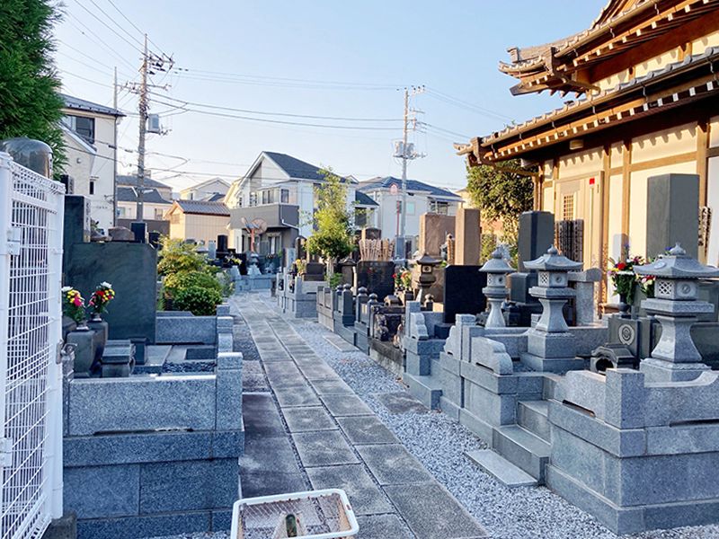 泉福寺墓苑