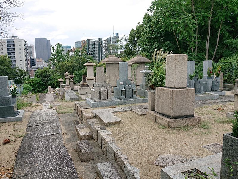 西方寺墓苑