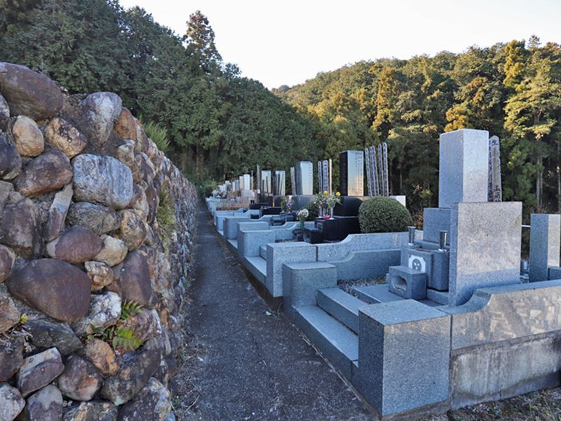 毛呂山霊園