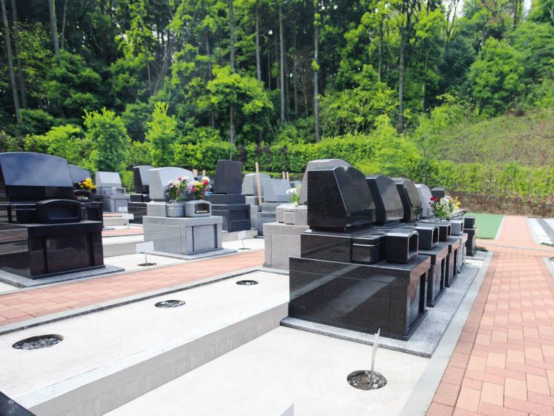 弥生台墓園 横浜つどいの森　区画整備された墓域