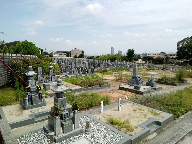 山本共同墓地