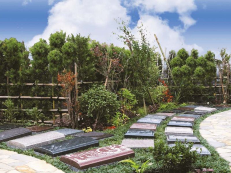 樹木葬「やすらぎ祈りのその」