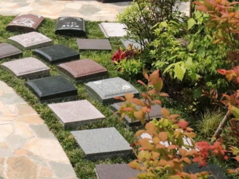 樹木葬「やすらぎ祈りのその」