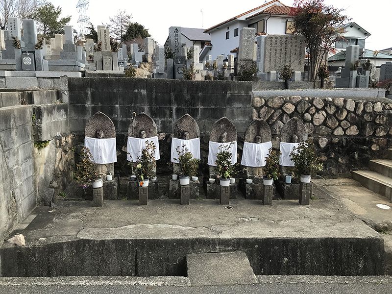 米谷墓地