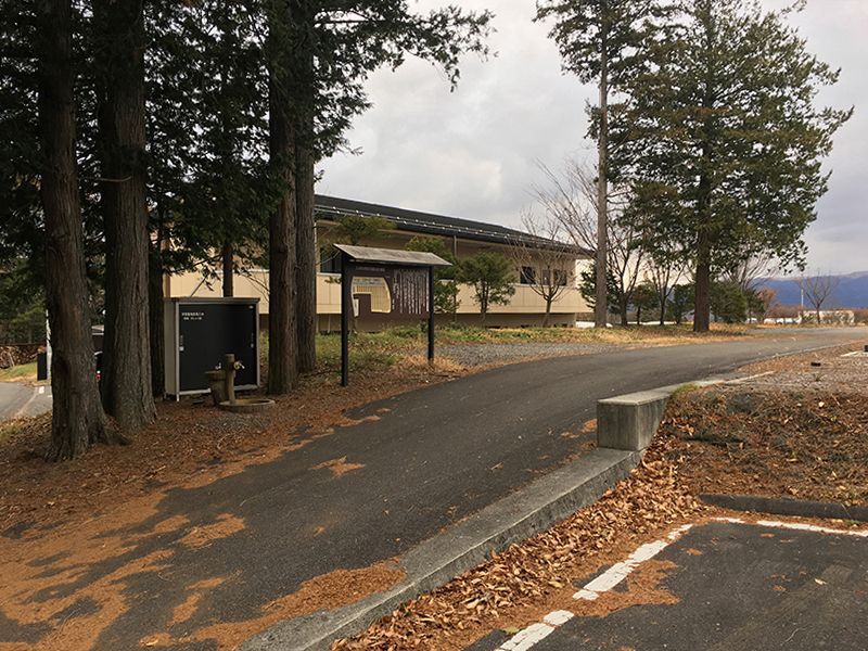 原村営 久保地尾根西墓地