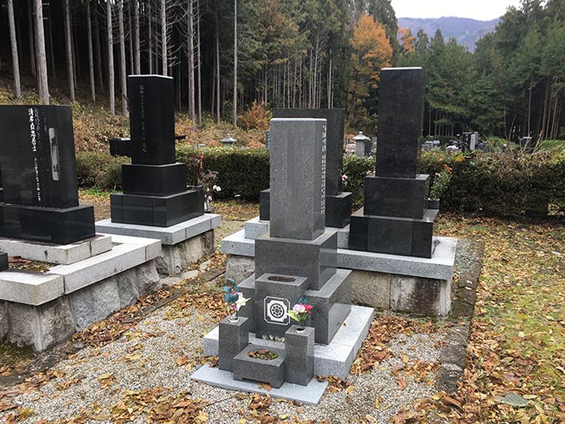 飯島町営 東小段公園墓地