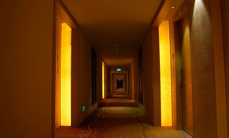 遺体ホテルとは、自宅や火葬場で保管できないご遺体の安置所です。