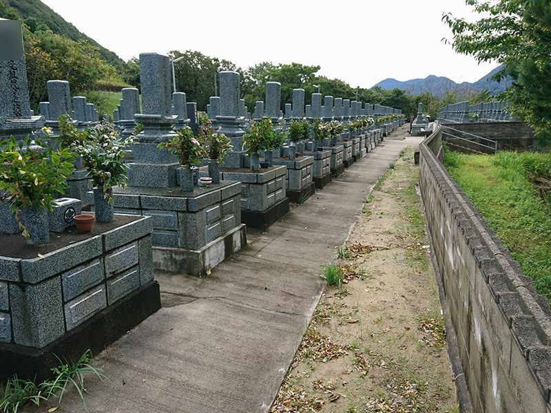 大田市営 仁万墓地