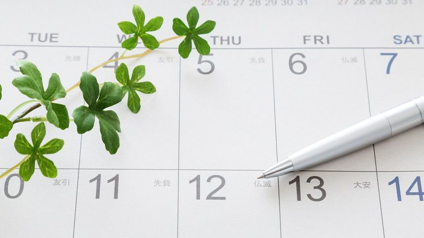 葬式の日程決めとカレンダー