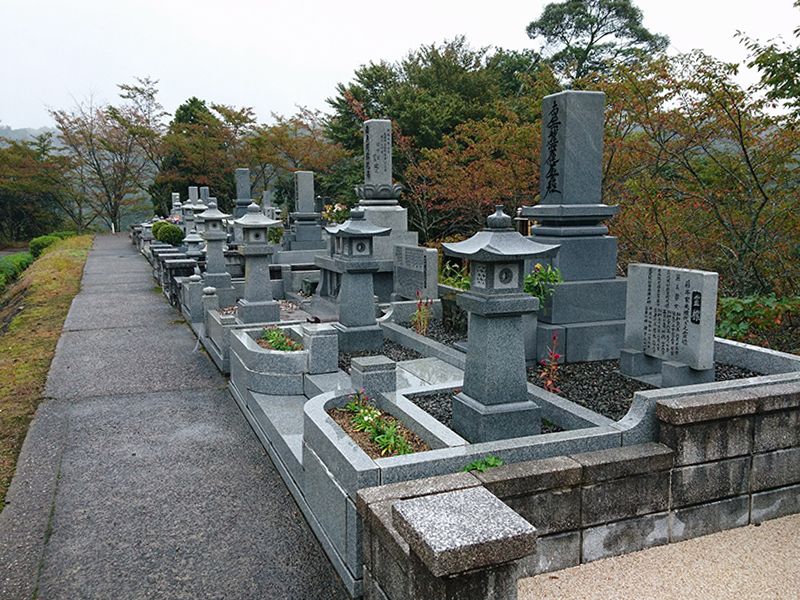 益田市営 笹倉墓地公園