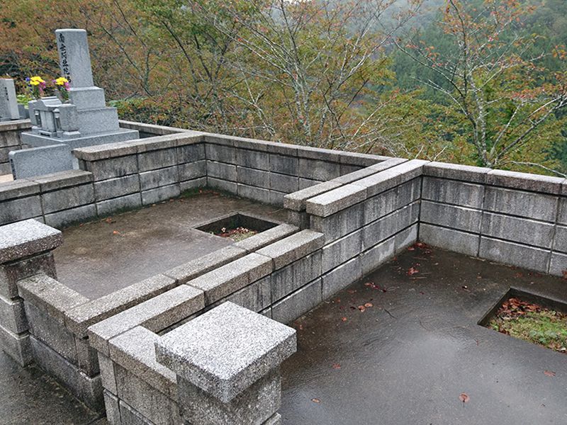 益田市営 笹倉墓地公園