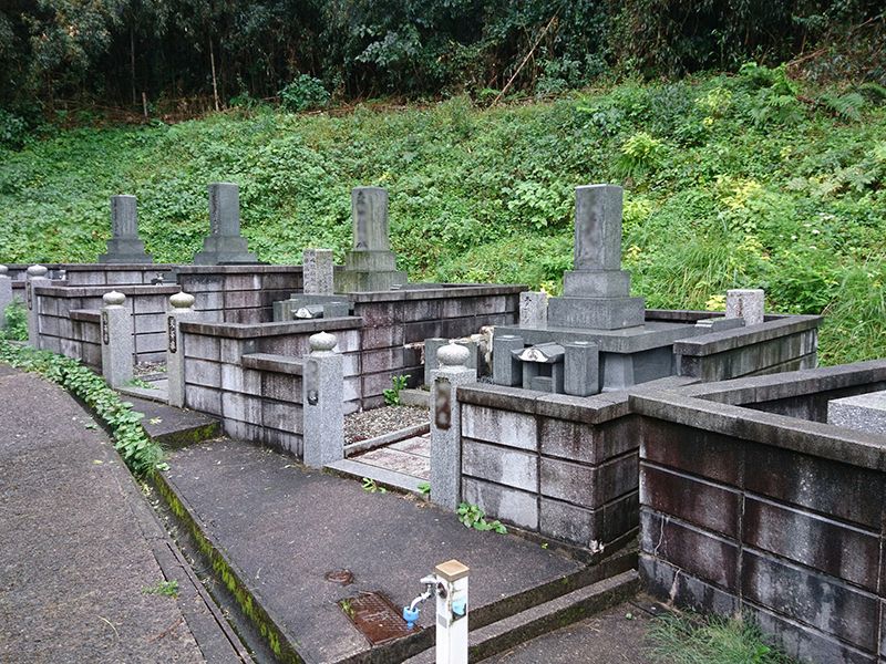 益田市営 梨の木墓地公園