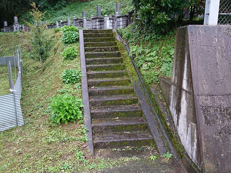 益田市営 梨の木墓地公園
