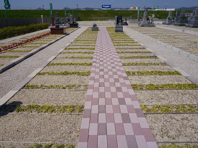 神辺金剛寺墓苑