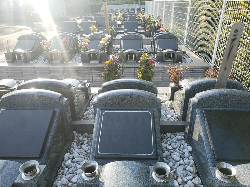 霊岩寺墓苑-安寧路－（永代供養墓）