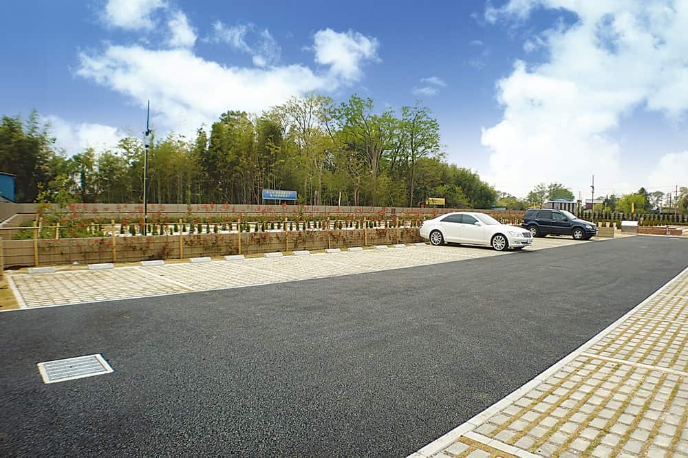 公園墓地 やすらぎの杜　駐車場