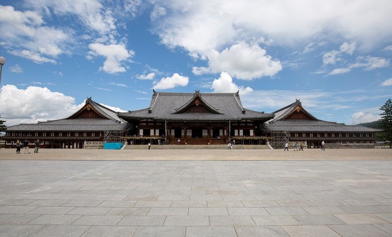 天理教は日本の新宗教。葬儀で抑えるポイントや特徴。