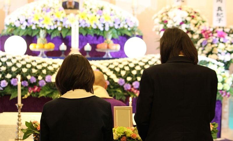 家族葬とは？意外としらないマナーや常識について
