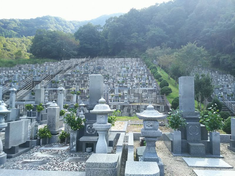 美作市営 むつみの丘霊園