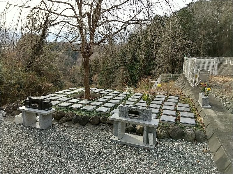 山名霊園　樹木葬