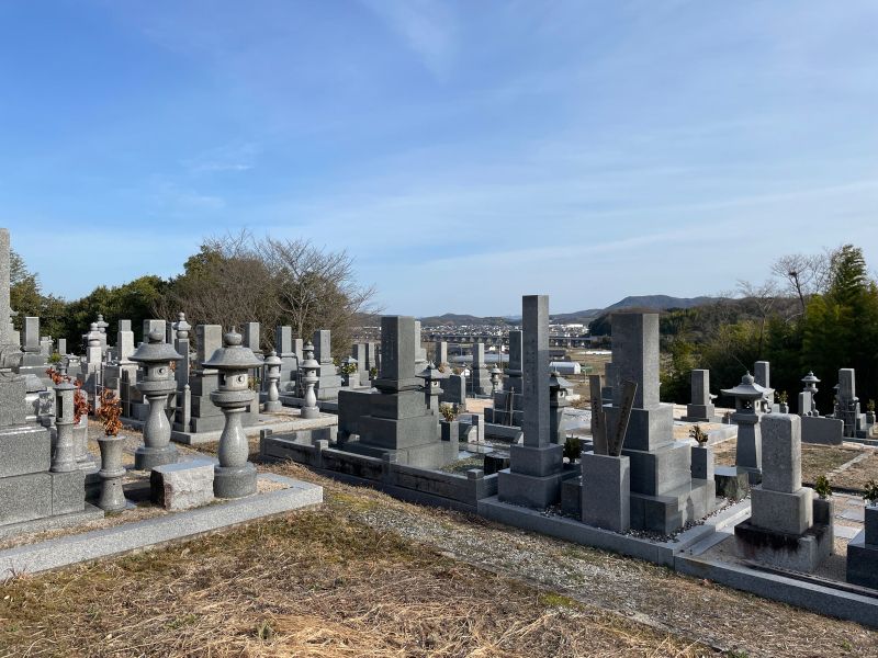 能満寺墓地