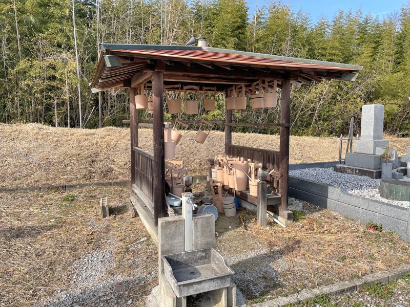 能満寺墓地
