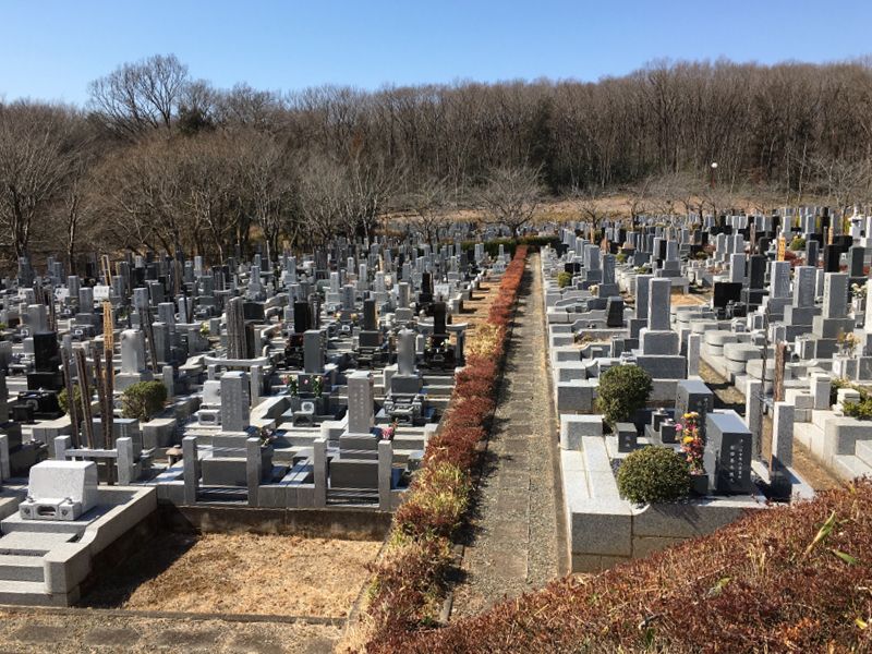 鳩山聖地霊園