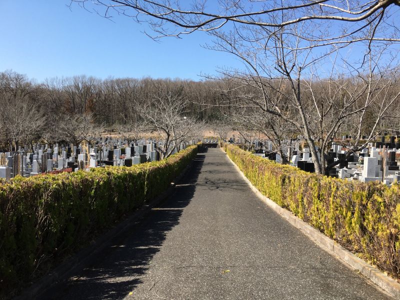 鳩山聖地霊園