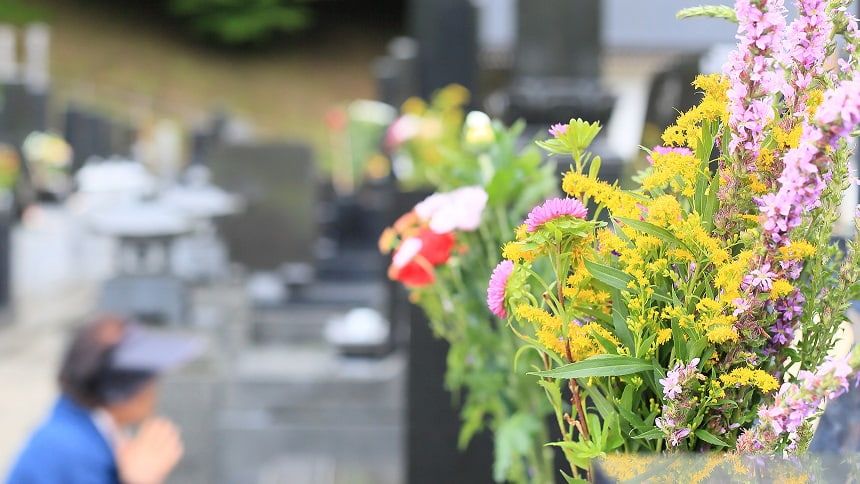 お墓参り