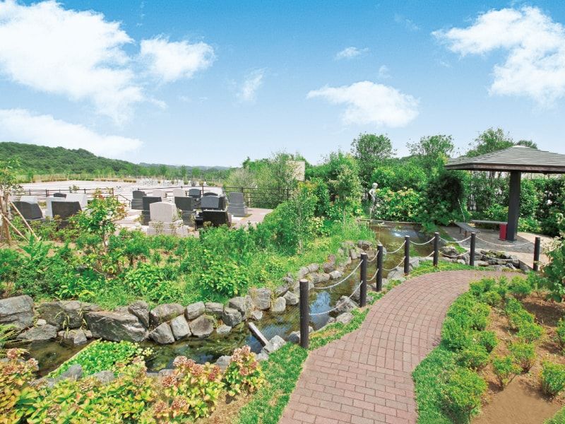 南大沢バードヒルズ内の休憩所