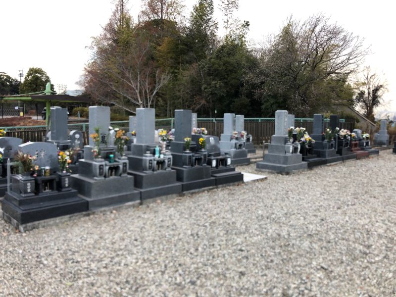 八幡あやめ墓苑（永代供養墓）