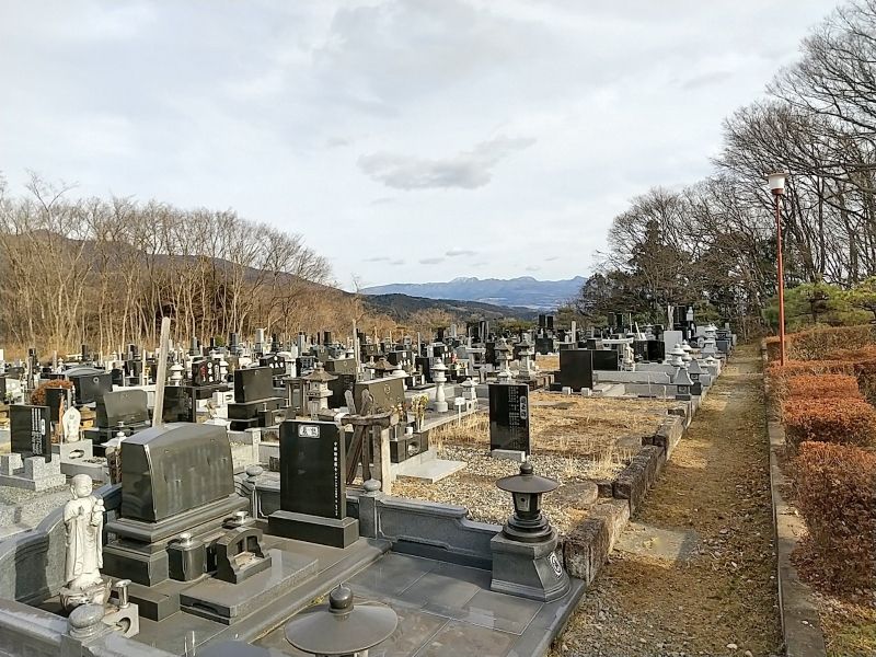 あづま共同霊園