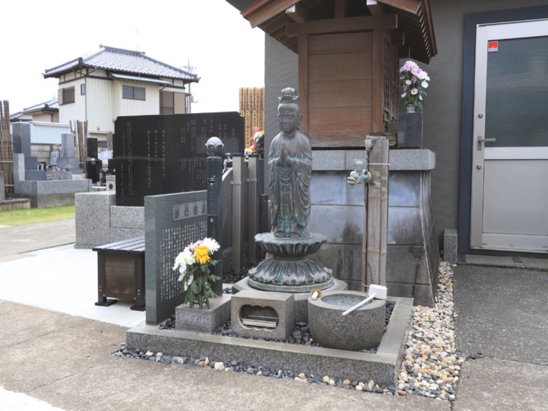 浄蓮寺蓮華廟