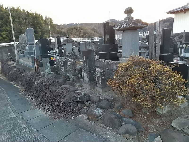 高梨子墓地