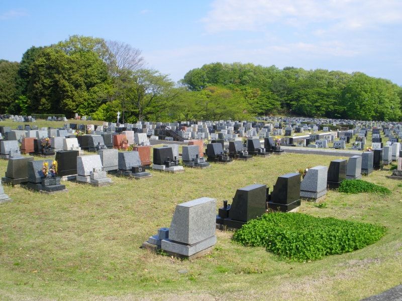都立 八王子霊園　緑豊かな霊園風景②