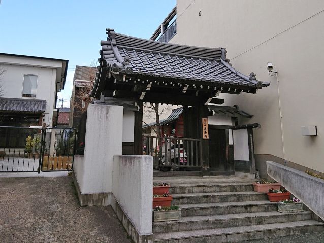 安朱墓地（来迎寺）