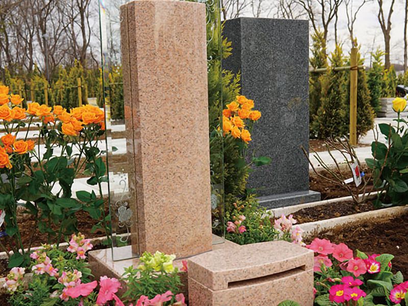 やすらぎの花の里 所沢西武霊園　「彩」いろどり