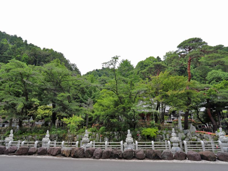 高尾霊園
