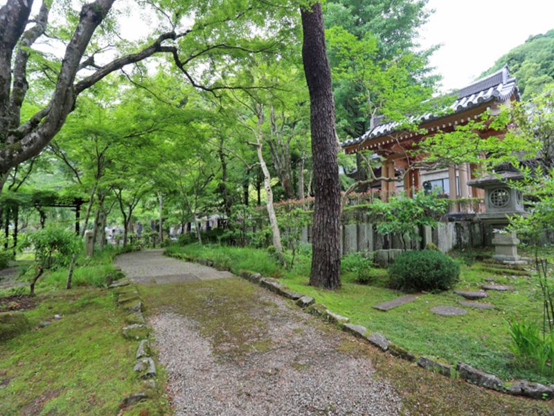 高尾霊園