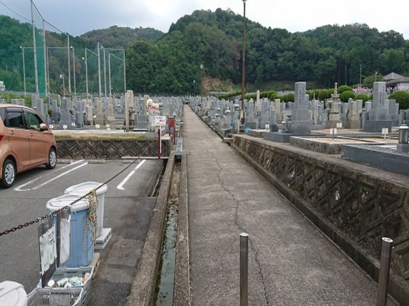 外山区共同墓地霊園