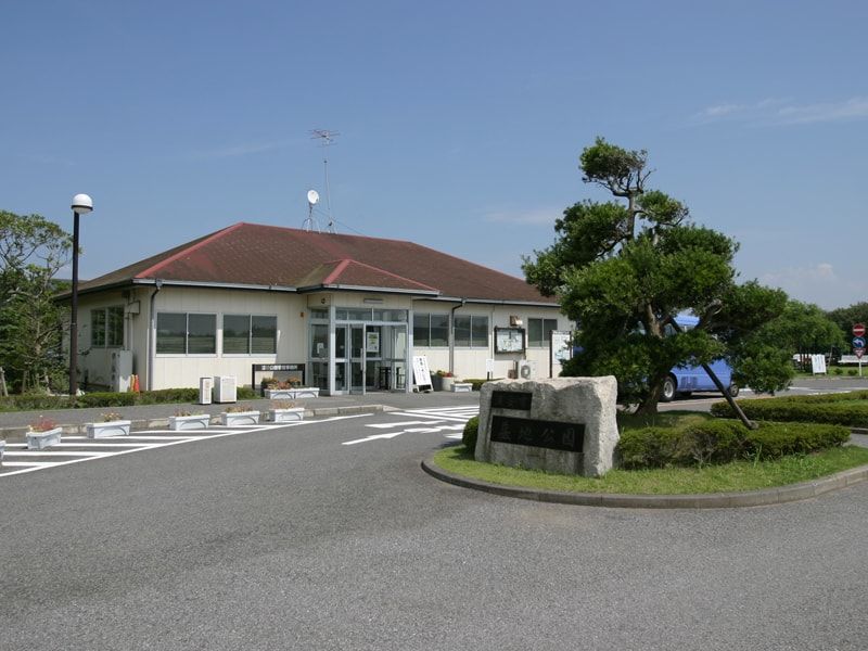 浦安市営浦安墓地公園の管理棟