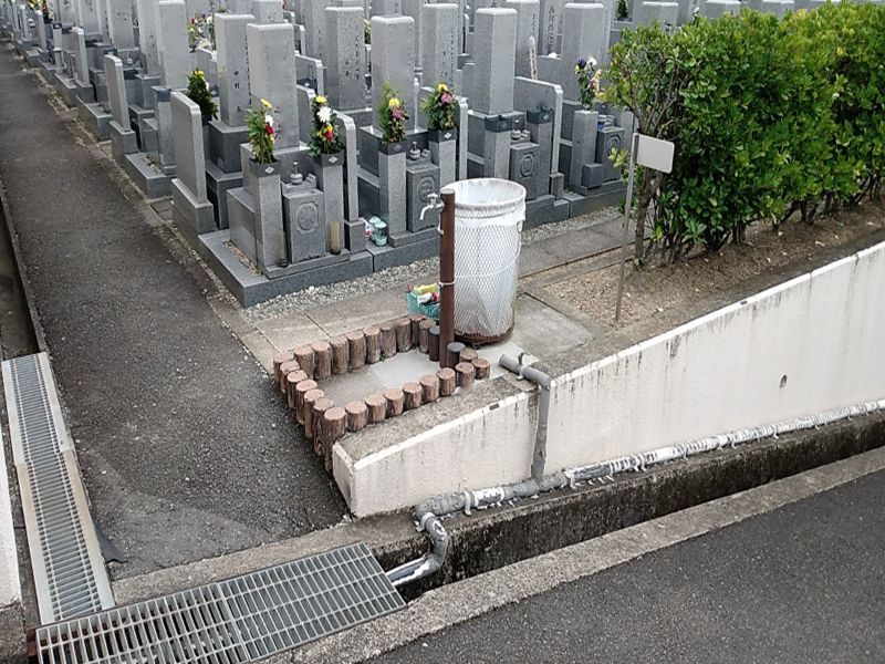 高槻 彫刻の郷墓園