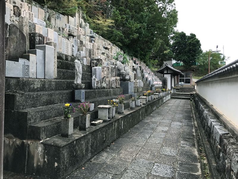 感應寺（感応寺）
